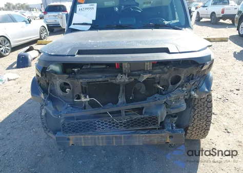 2007 Toyota Fj Cruiser z USA, uszkodzony, nr VIN JTEZU11F770012026